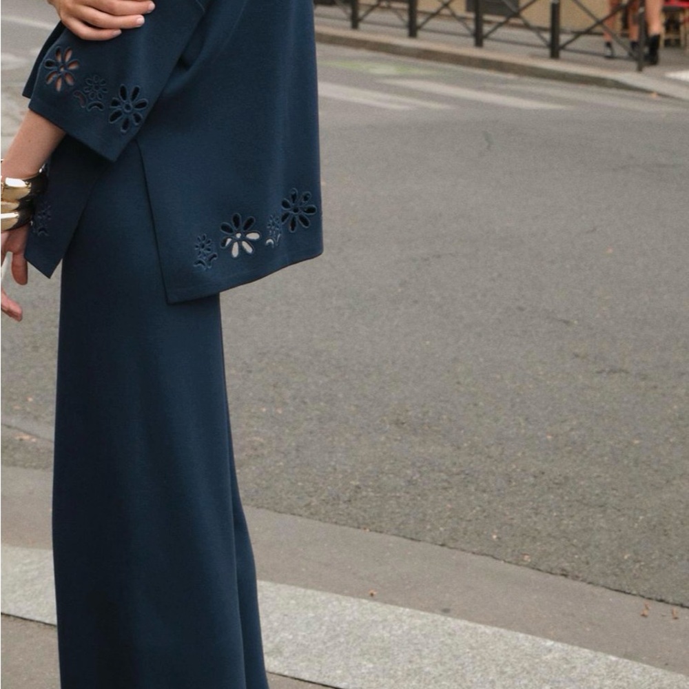 NWT Navy Blue knit set - Picture 2 of 7